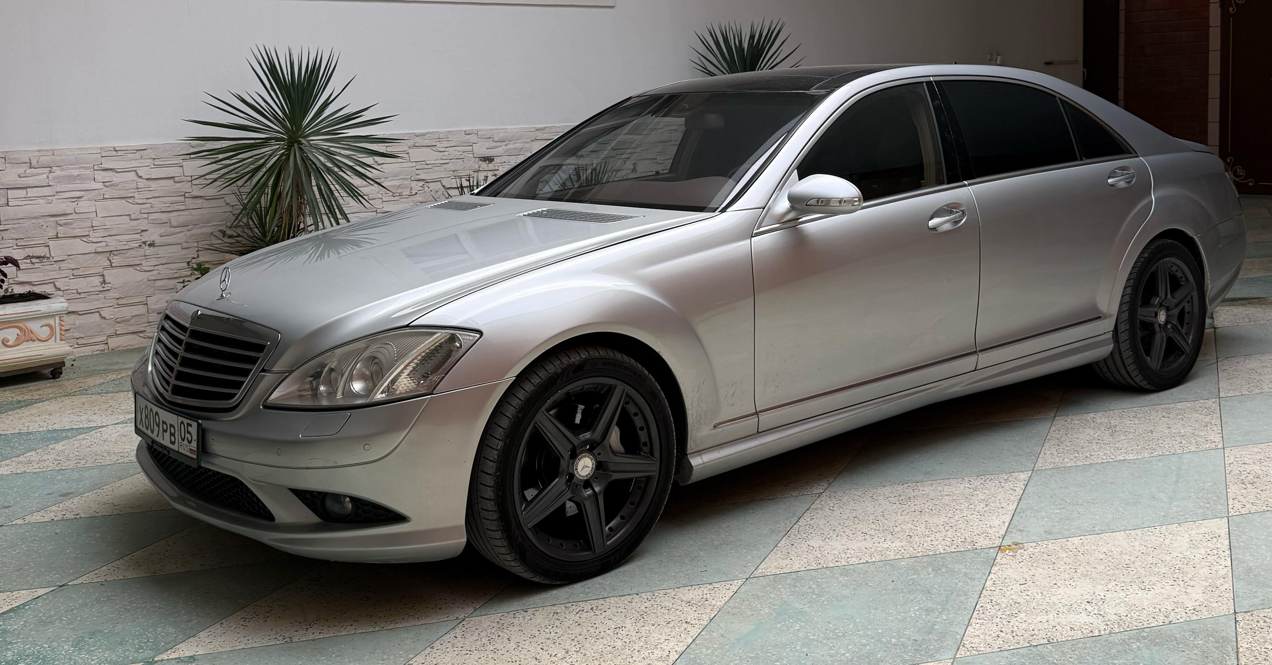 Merсedes W221